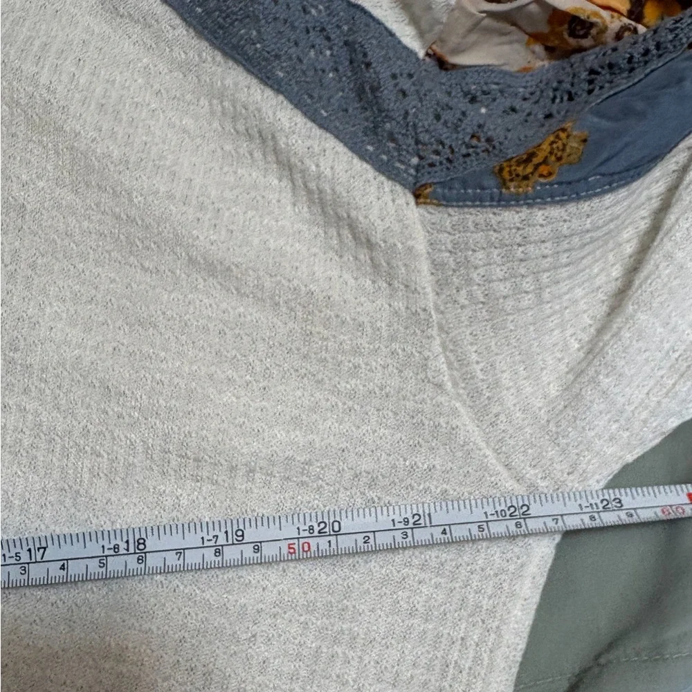 Free People Casual Clash Floral Balloon‎ Sleeves Size Small EUC